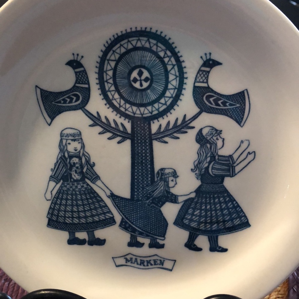 VINTAGE ROYAL PLATES, SPAKENBURG and MARKEN. - Picture 5 of 8